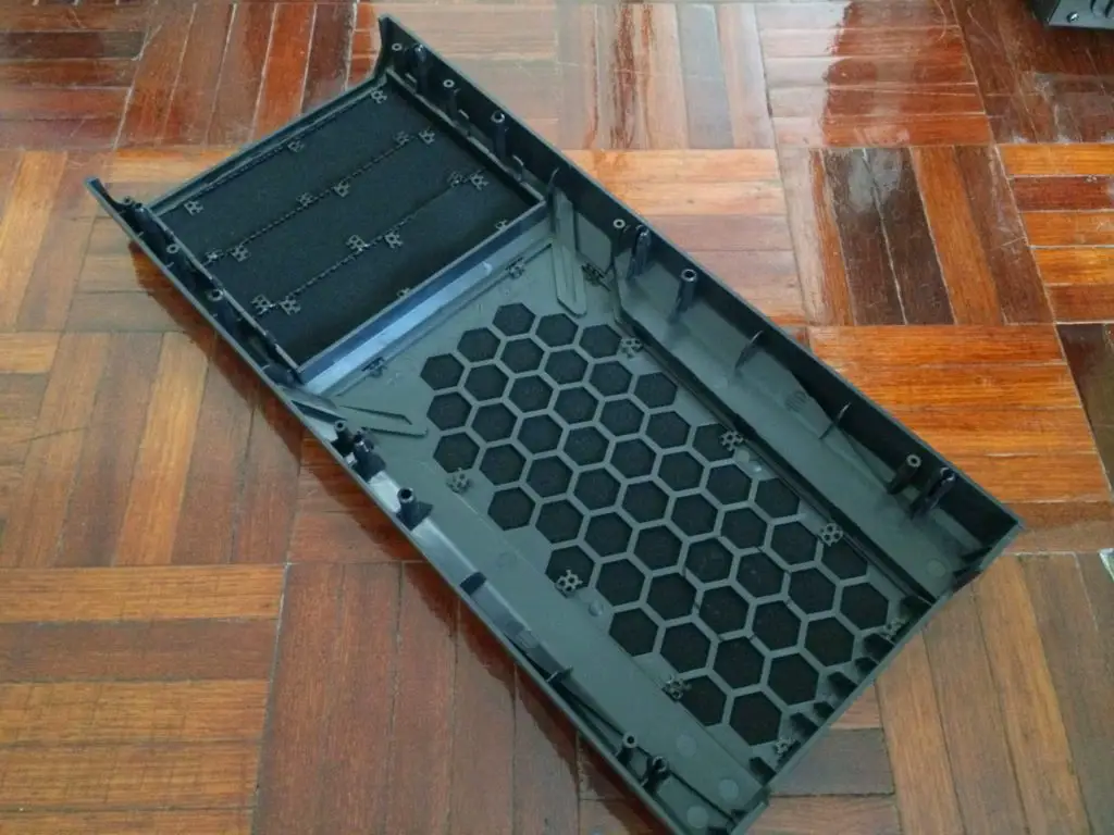 Unboxing & Review: Thermaltake Versa H21 18