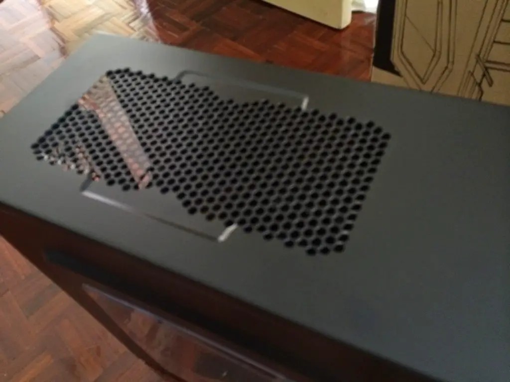 Unboxing & Review: Thermaltake Versa H21 16