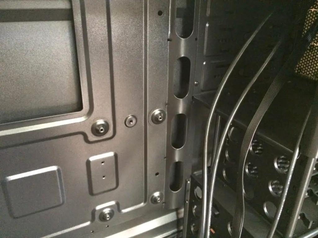 Unboxing & Review: Thermaltake Versa H21 68