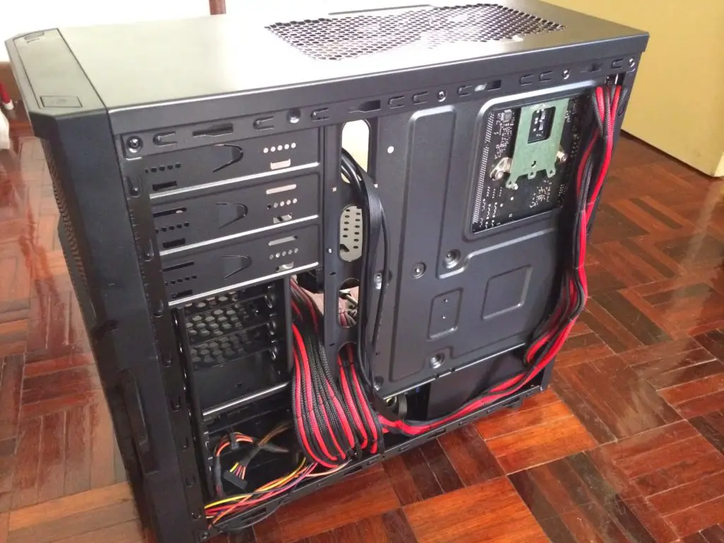 Unboxing & Review: Thermaltake Versa H21 72