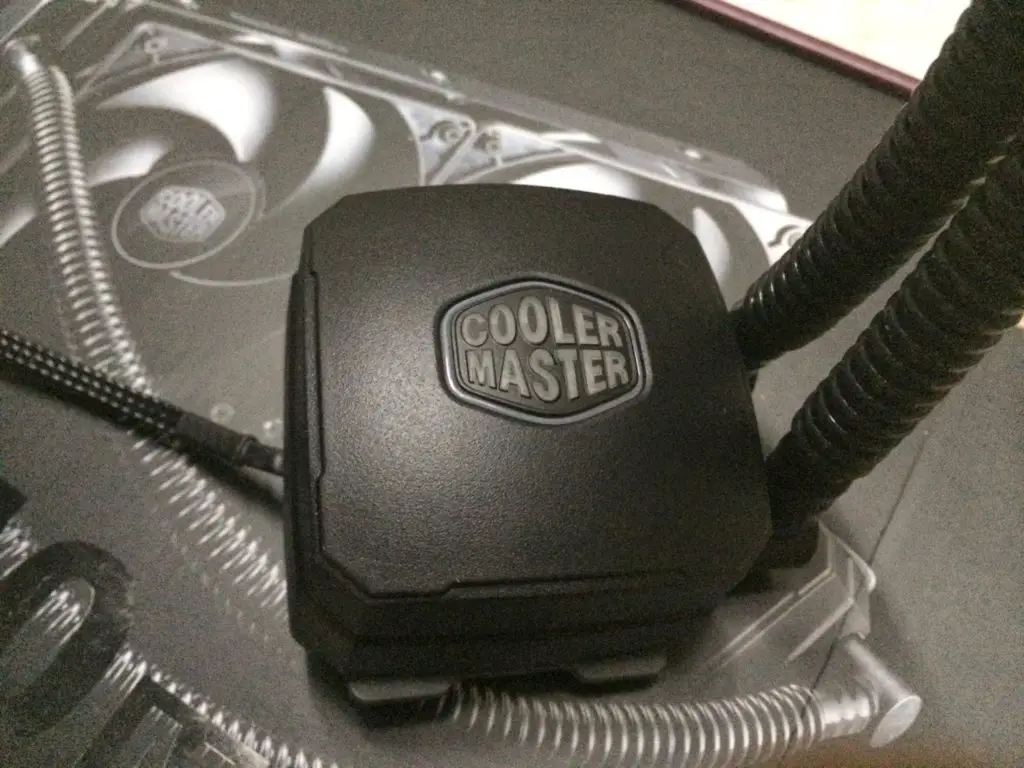 Unboxing & Review: Cooler Master Nepton 240M 26