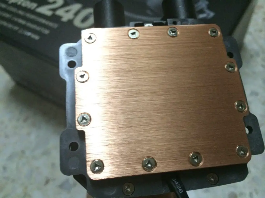 Unboxing & Review: Cooler Master Nepton 240M 28