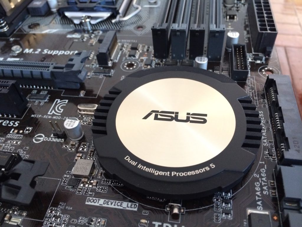 Unboxing & Review: ASUS Z97-A 20