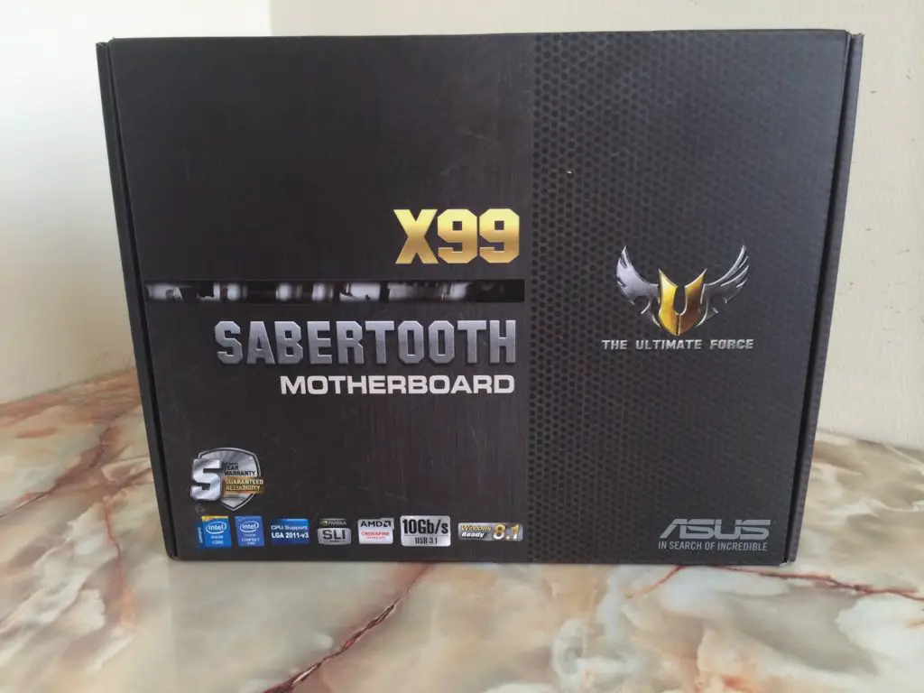Unboxing & Review: ASUS Sabertooth X99 2