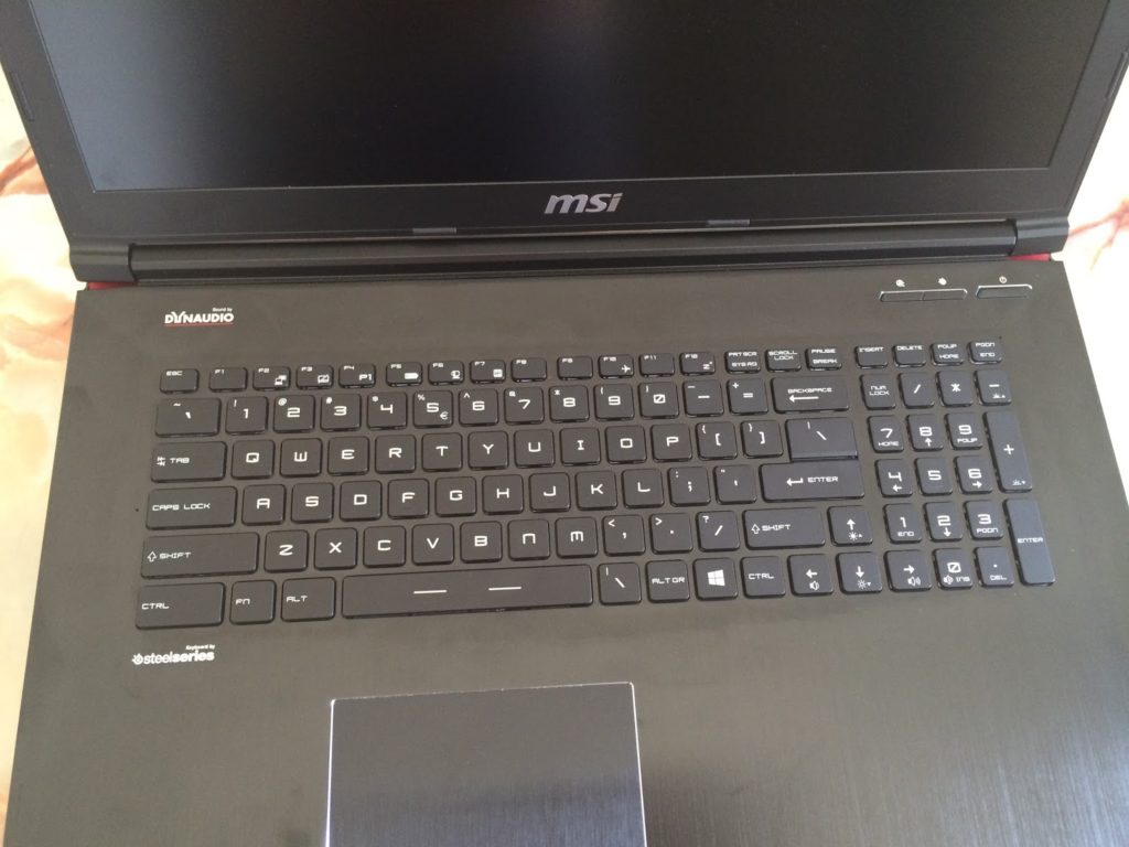 MSI Gaming GE72 2QE Apache Gaming Notebook Review 12