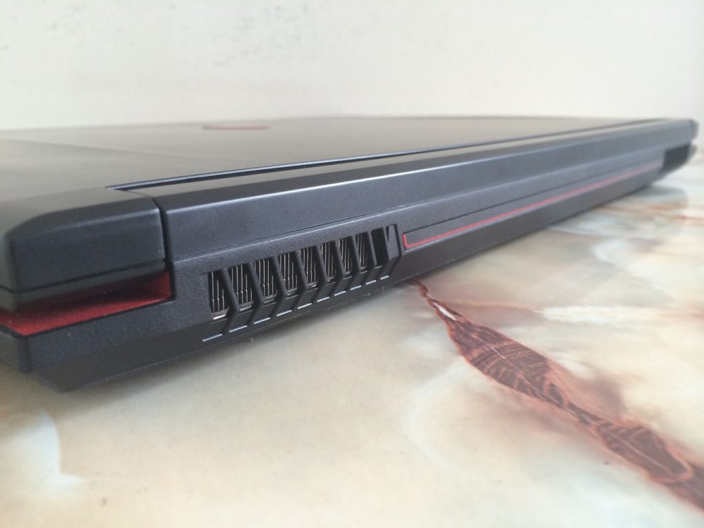 MSI Gaming GE72 2QE Apache Gaming Notebook Review 34