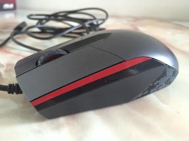 ASUS Republic of Gamers Sica Gaming Mouse Review 53