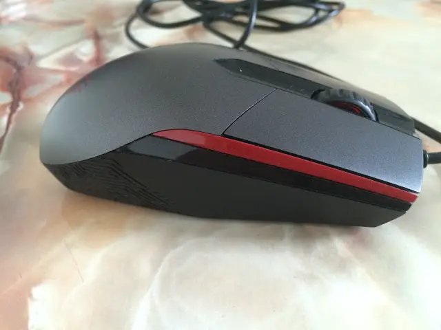 ASUS Republic of Gamers Sica Gaming Mouse Review 20