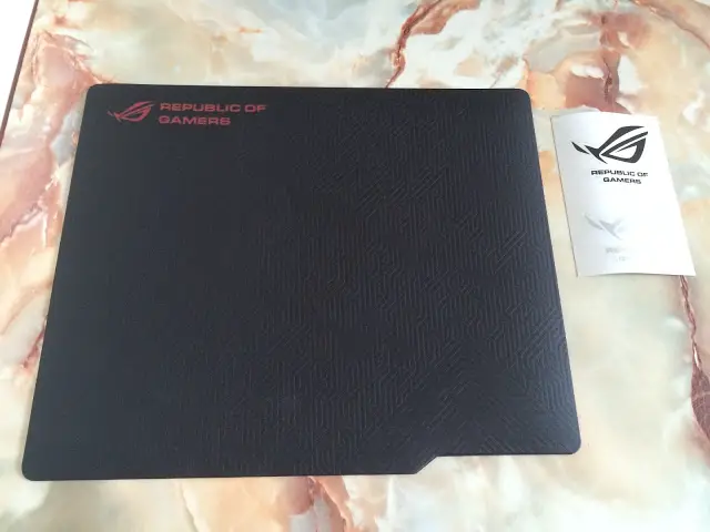 ASUS ROG Whetstone Gaming Mousepad Review 10