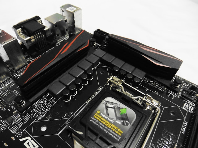 ASUS Z170 Pro Gaming Unboxing & Review 20