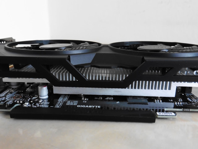 Unboxing & Review: Gigabyte GTX 950 WindForce OC 2GB 18