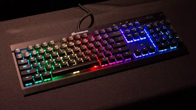VENGEANCE® K70 Fully Mechanical Gaming Keyboard Anodized Black — CHERRY® MX Brown (BR)