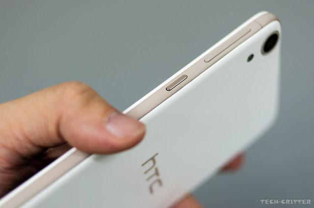 Unboxing & Review: HTC Desire 826 18