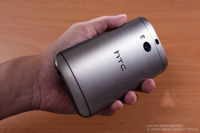 Unboxing & Review: HTC One M8 Eye 30