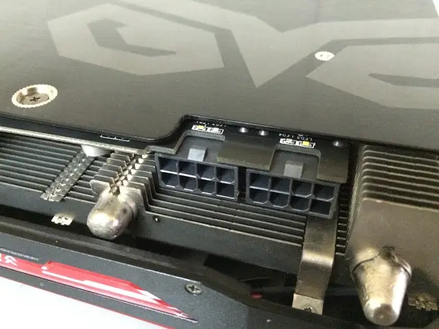 Unboxing & Review: ASUS STRIX R9 Fury 18