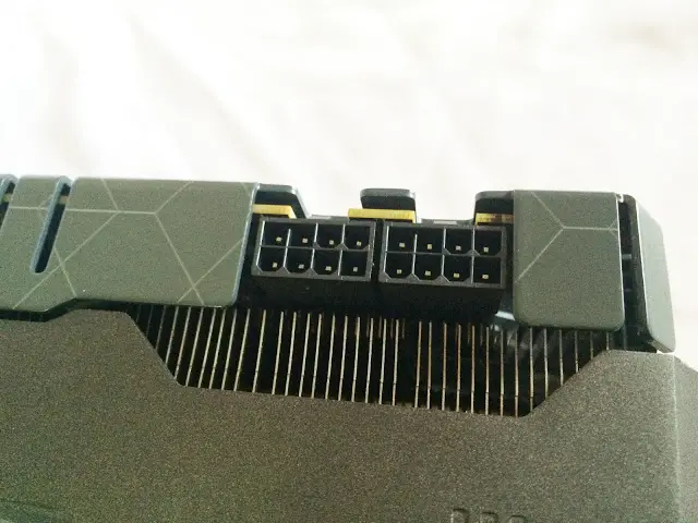 Unboxing & Review: ZOTAC GeForce GTX 980 Ti AMP! Extreme Edition 16