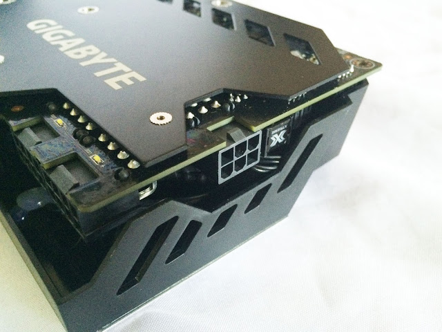 Unboxing & Review: Gigabyte GeForce GTX 980 Ti Xtreme Gaming Waterforce 26