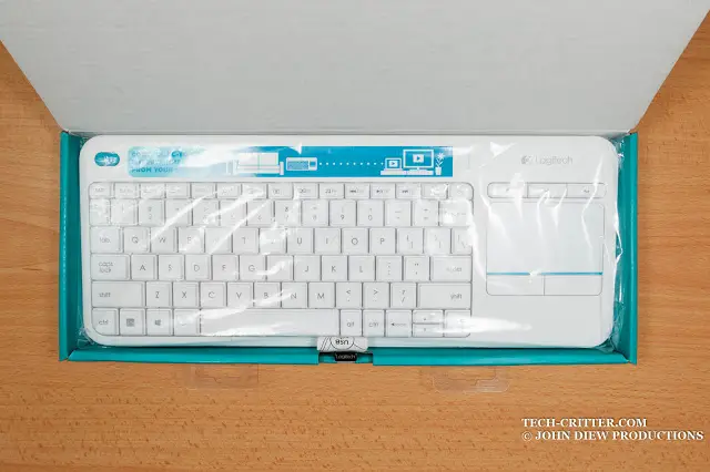 Unboxing & Review: Logitech Wireless Touch Keyboard K400 Plus 8