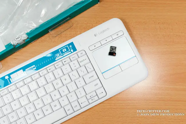 Unboxing & Review: Logitech Wireless Touch Keyboard K400 Plus 12