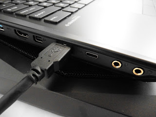 Unboxing & Review: Cooler Master SF-19 V2 USB 3.0 Gaming Laptop Cooler 45