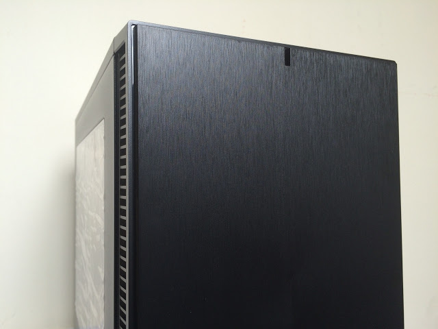 Unboxing & Review: Fractal Design Define Nano S 138