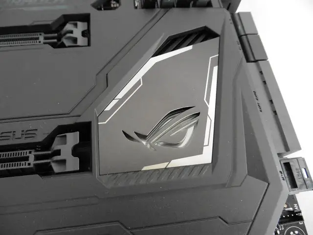 Unboxing & Review: ASUS ROG Maximus VIII Formula 24