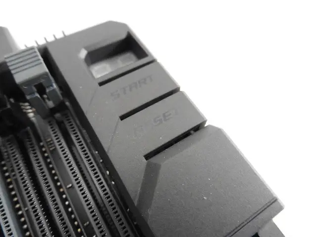 Unboxing & Review: ASUS ROG Maximus VIII Formula 28
