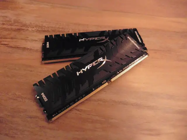 Computex 2016: Kingston Unveils Its New HyperX Predator 3300MHz DDR4 Memory Kit and SSDNow UV400 TLC NAND Flash SSD 4