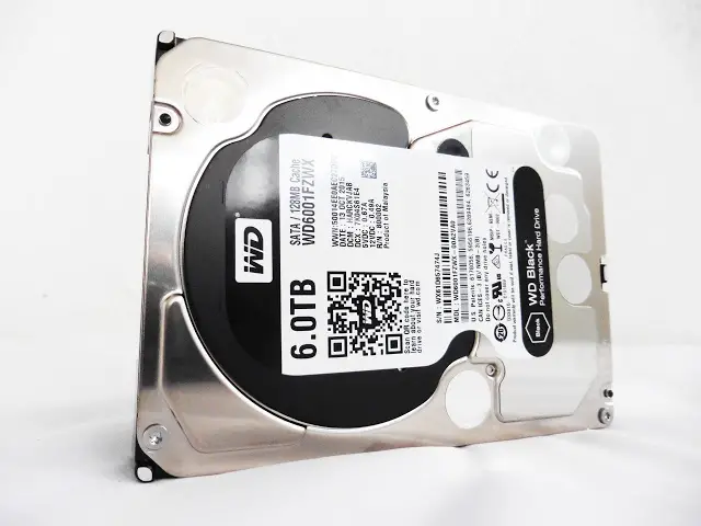 Having the best of both worlds - SSD and HDD 30