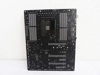 Unboxing & Review: Gigabyte X99 Designare EX Motherboard 14