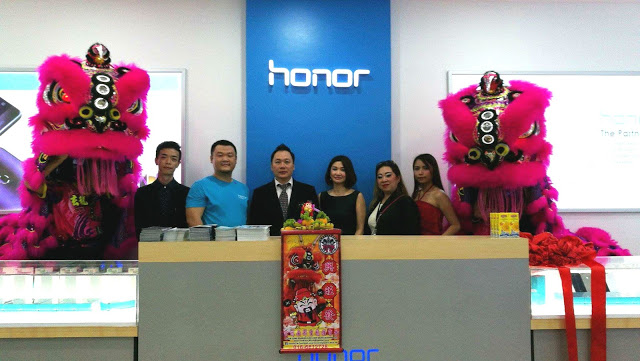 Honor Malaysia Opens its First Concept Store 2