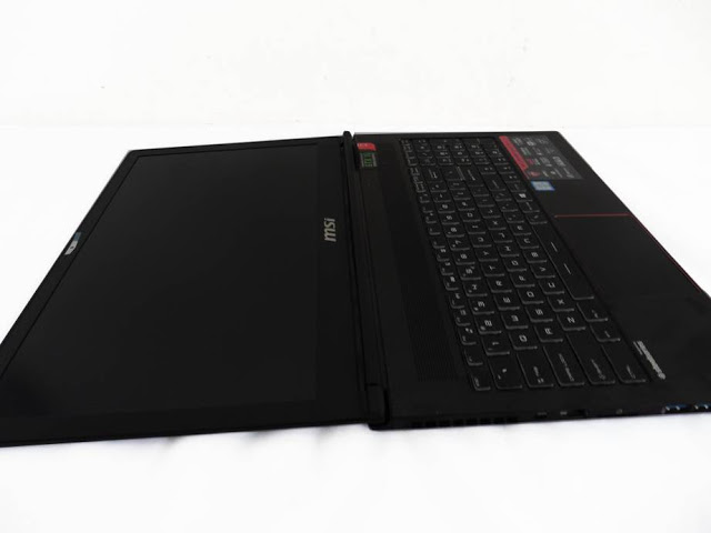 MSI GS63VR 6RF Stealth Pro Gaming Notebook Review 10