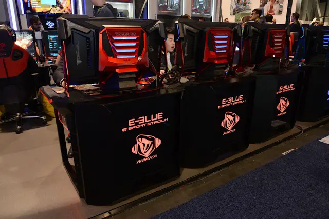 CES 2017: E-BLUE Begins Global Rollout of The World’s First Hybrid-Tower Monitor plus the Flagship E-Sports Stadium at CES Aspiring to Cut the Edge of eSports Industry 4
