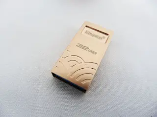 Kingston Year of the Rooster USB Drive Review 18