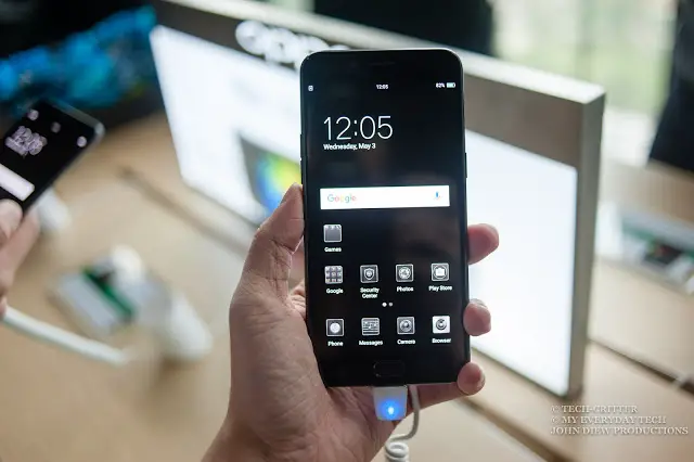 OPPO R9s now available in Black 12