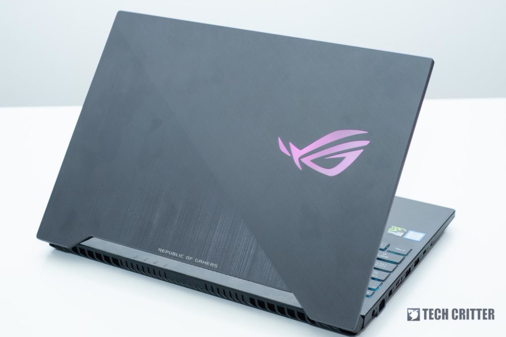 ASUS ROG Strix GL504 SCAR II