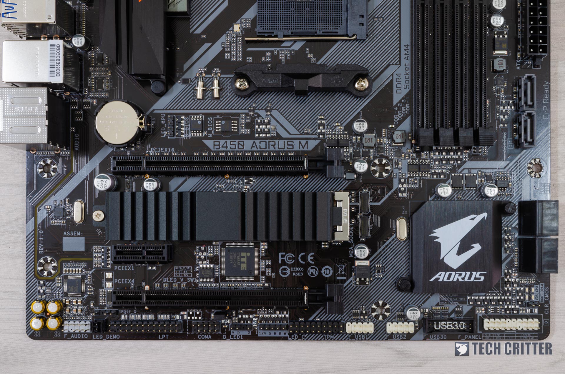 Gigabyte B450 AORUS M (17)