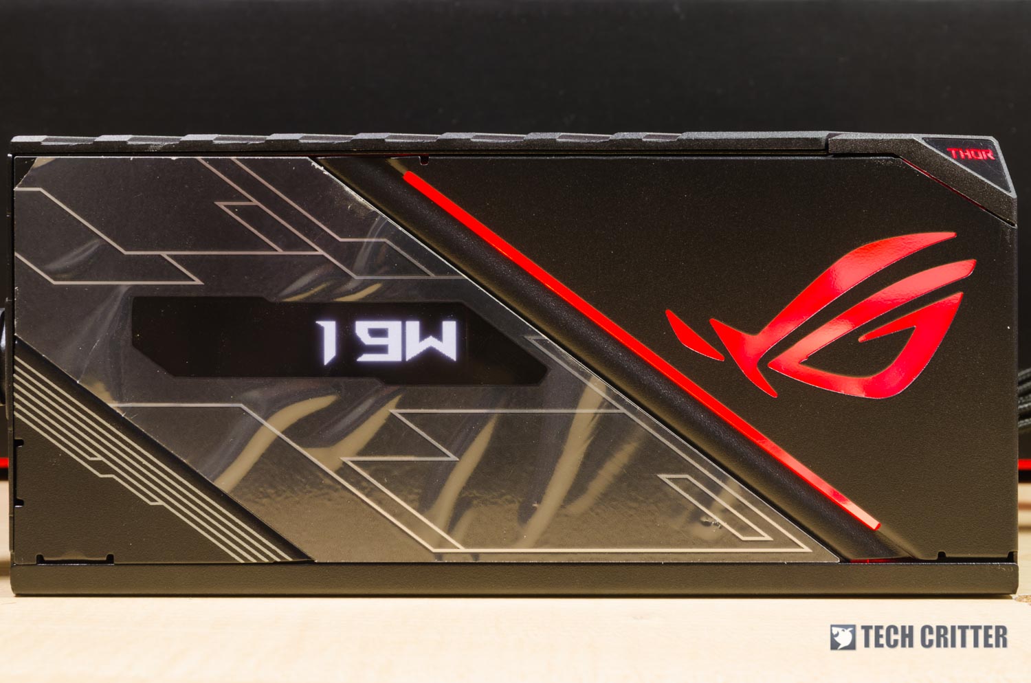 ASUS ROG Thor 1200W Platinum (36)