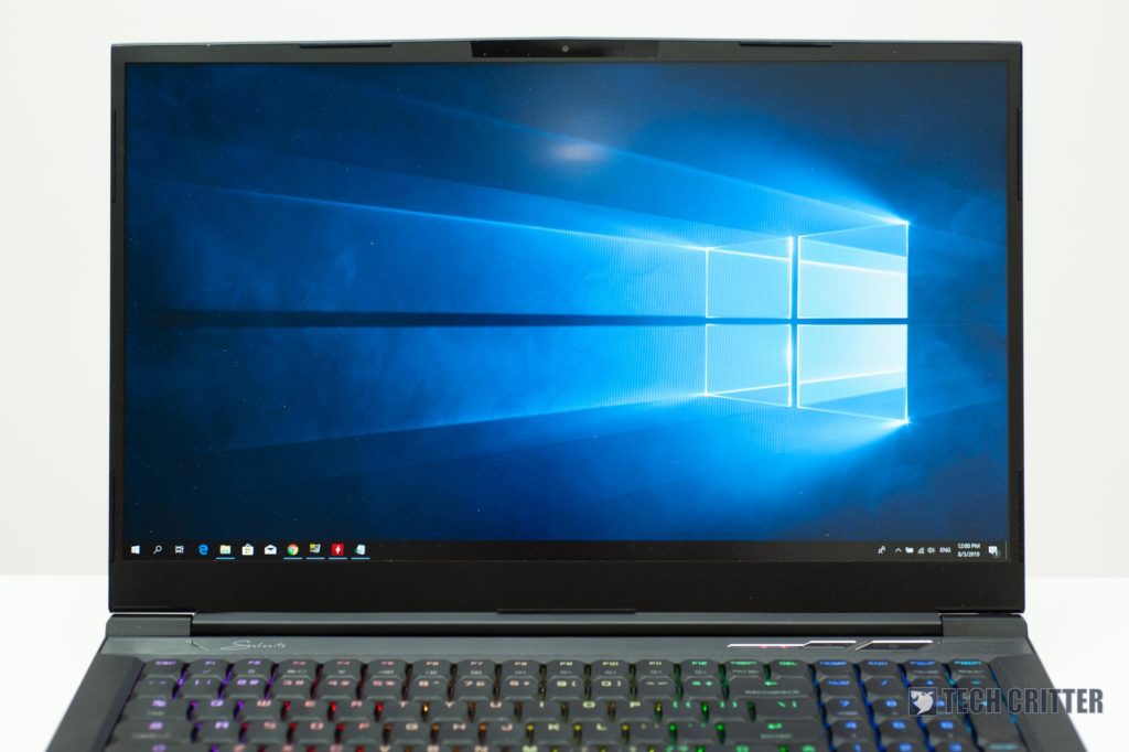 Review: ILLEGEAR Selenite Gaming Notebook (i7-8750H, RTX 2070, 16GB, 256GB + 1TB) 10
