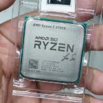 AMD 50th Anniversary Ryzen 7 2700X Gold Edition (1)