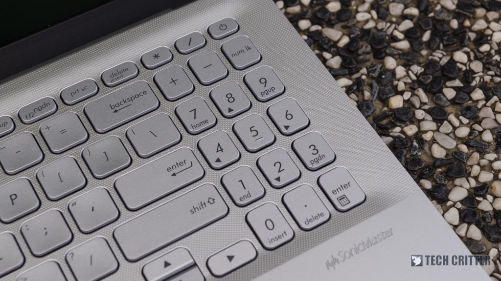 Review - ASUS VivoBook Ultra A512 18