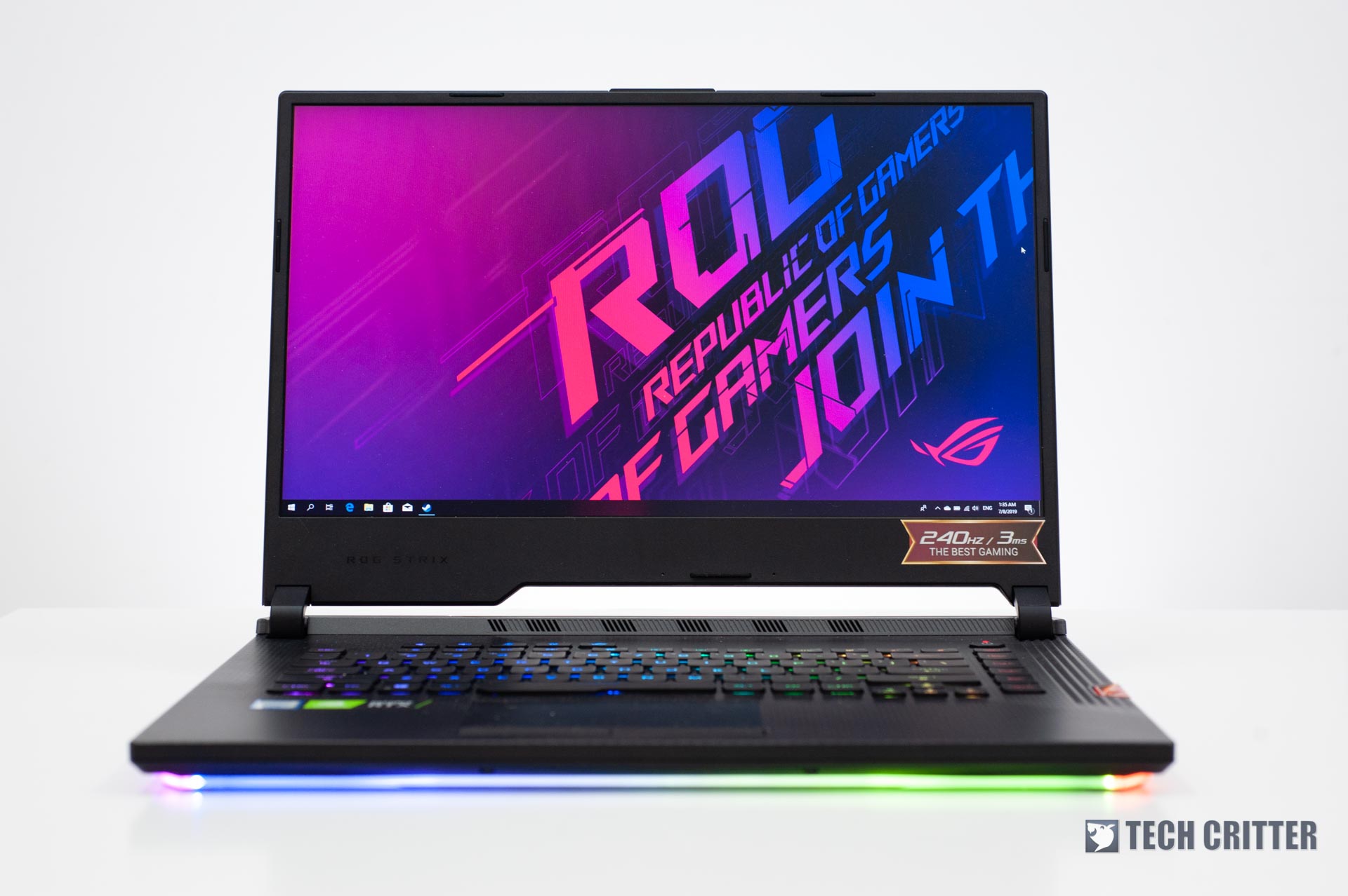 ASUS-ROG-Strix-SCAR-III-04.jpg