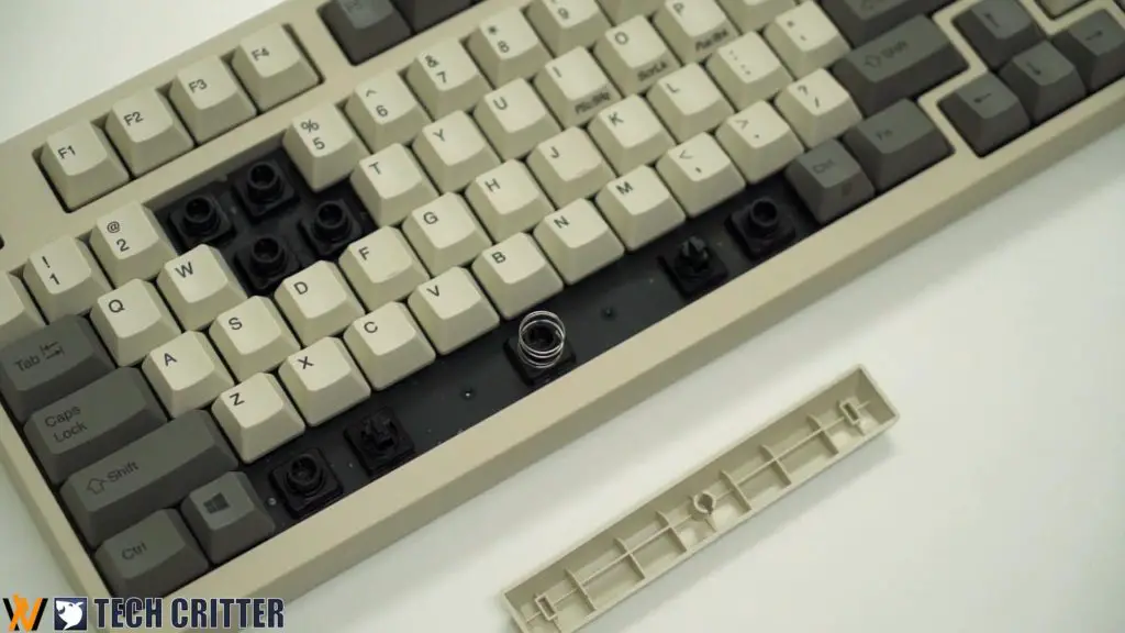 Review - Leopold FC980C 17