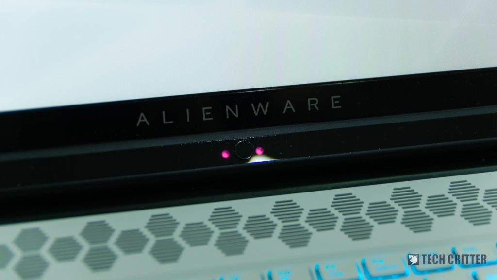 Alienware m17 R2