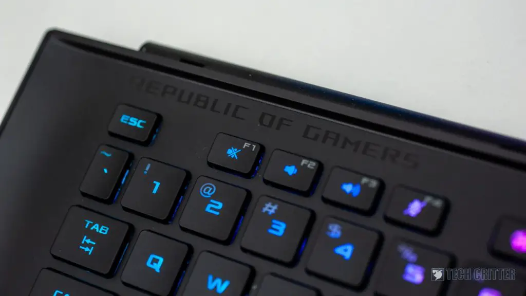 Review - ROG Mothership GZ700 (i9-9980HK, RTX 2080, 64GB DDR4-2666, 1.5TB RAID 0 SSD) 28