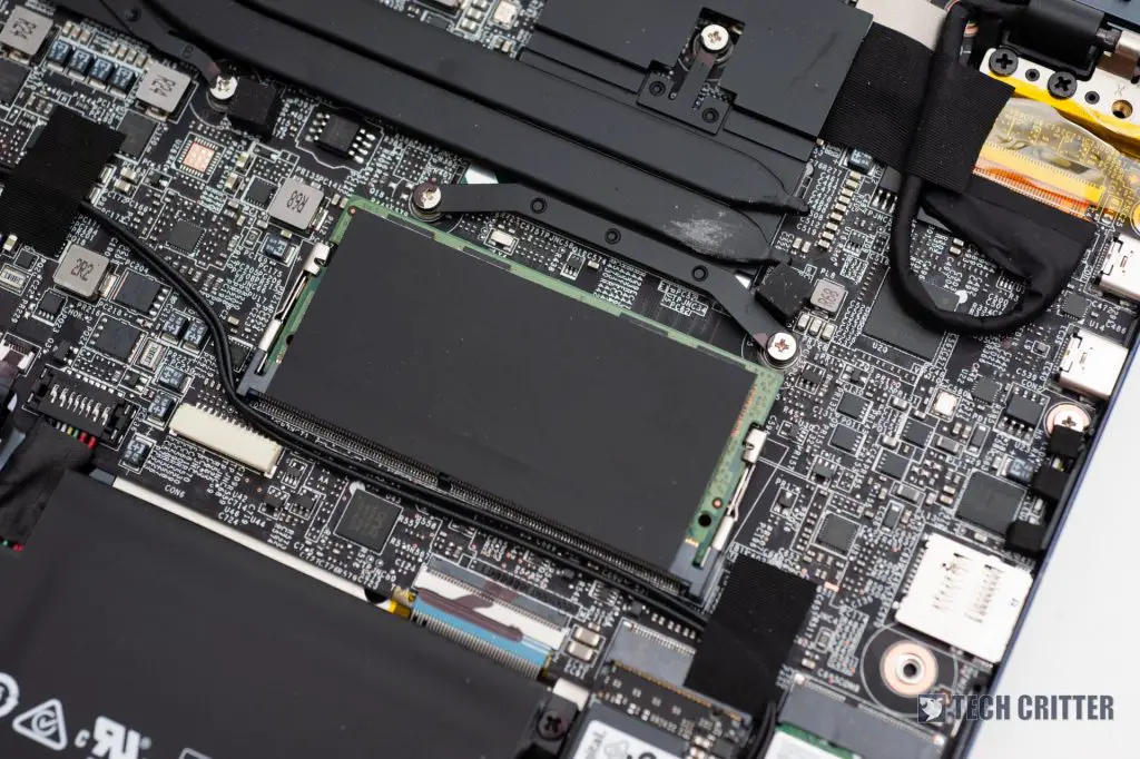 MSI Prestige 14 00017