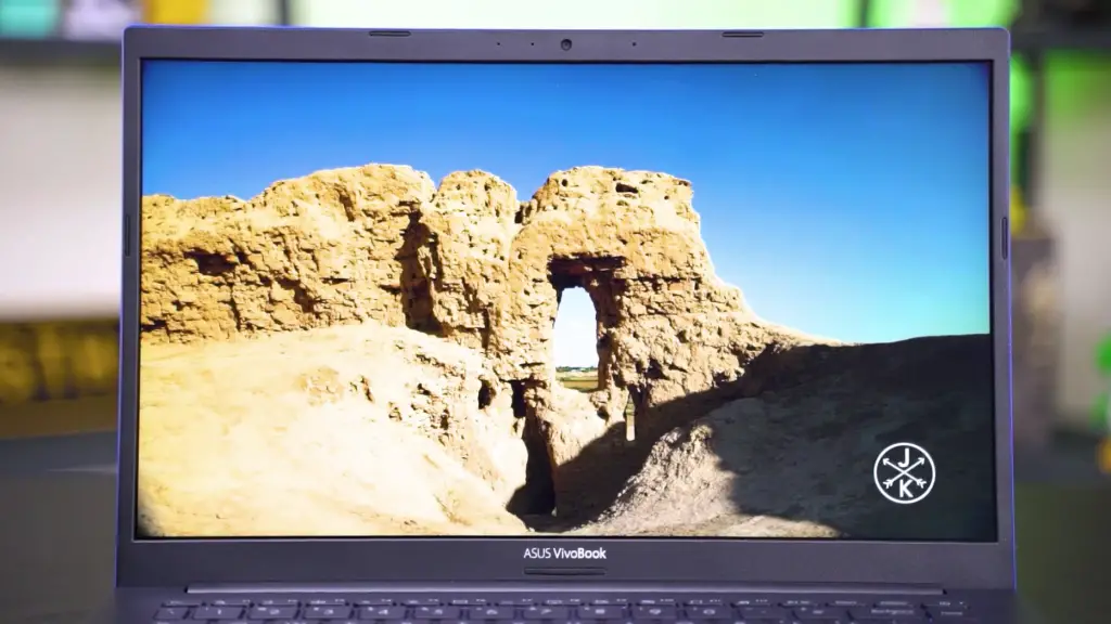 ASUS VivoBook 14 A413 Display