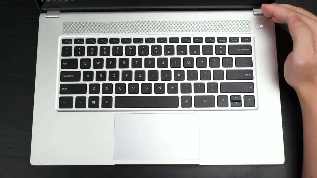 ILLEGEAR IONIC TOUCH 8