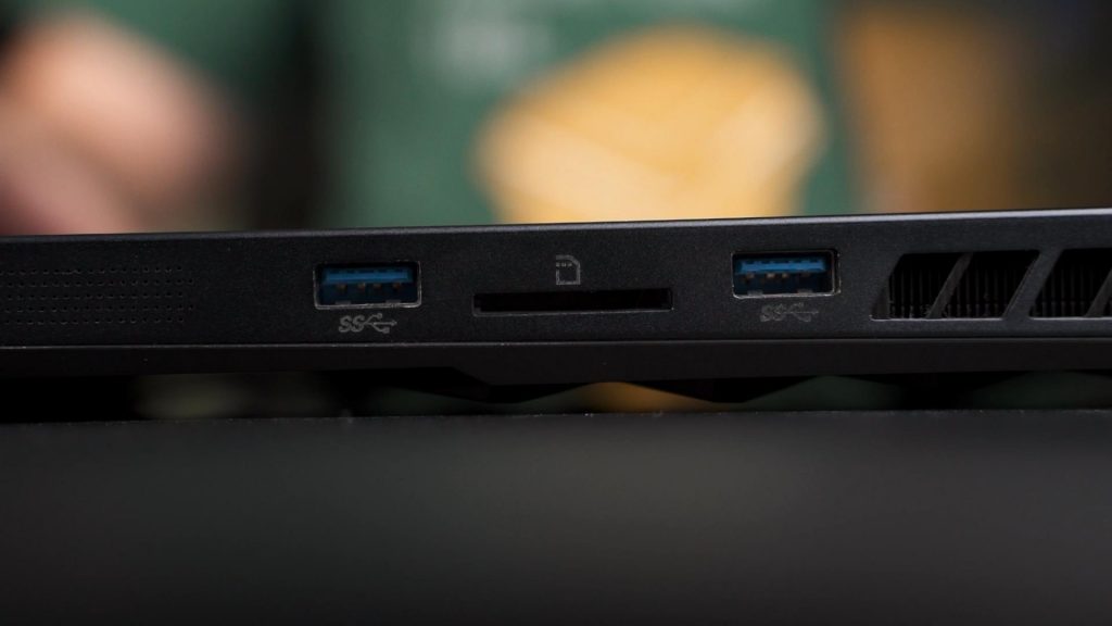 MSI GE76 Raider 10UG 3