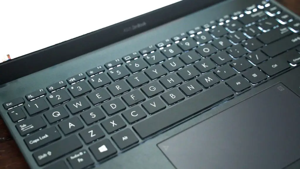 ASUS ZenBook 13 OLED UX325